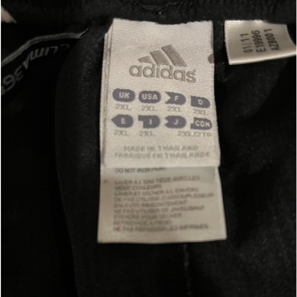 Adidas 2000s classic athletic shorts, EUC - Picture 3 of 3